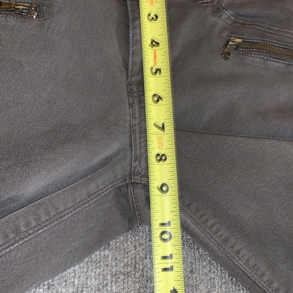 Democracy Jeans - Picture 6 of 7